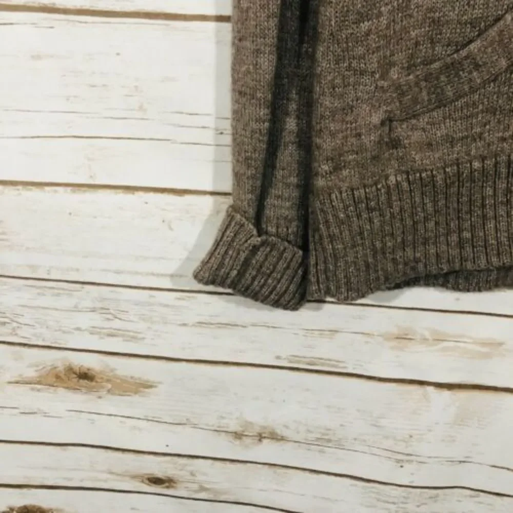 J.Crew wool Blend women's long sleeve sweater Size M.